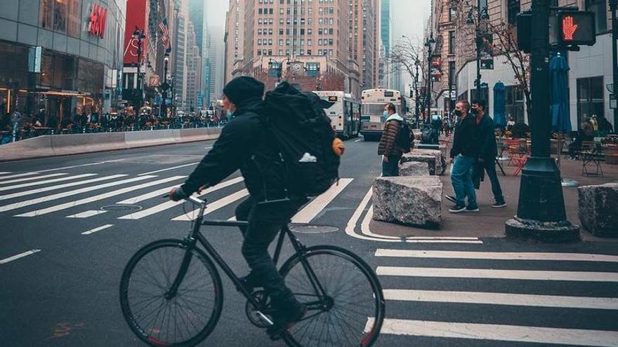 Los ciclistas deben respetar el Reglamento general de Circulación