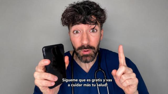 El médico y divulgador David Callejo advierte sobre los riesgos de la radiación solar