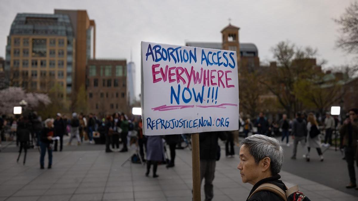 Imagen de archivo de una protesta a favor del derecho al aborto en Nueva York.