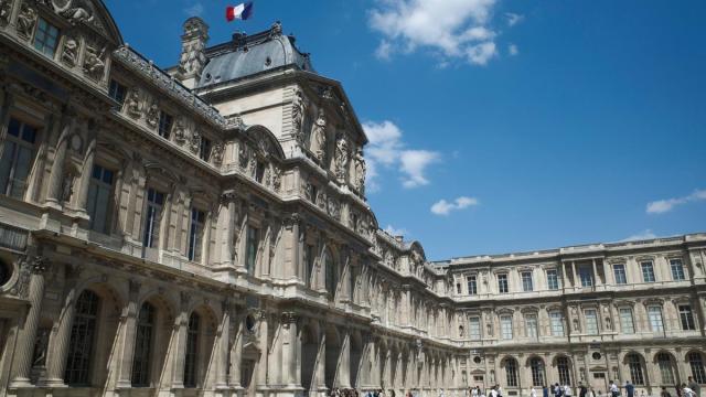 Museo del Louvre.