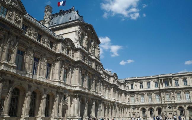 Museo del Louvre.