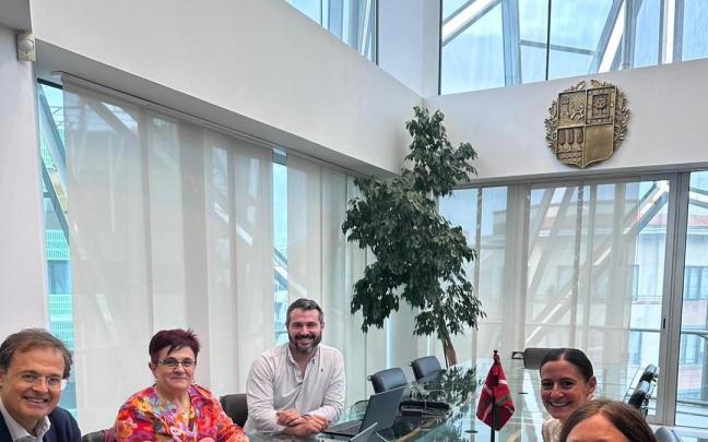 Reunión celebrada entre el Gobierno vasco y el Ayuntamiento de Durango