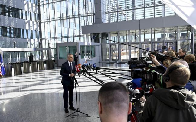 Jens Stoltenberg, secretario general de la OTAN, comparece ante los medios tras la entrada de Finlandia.