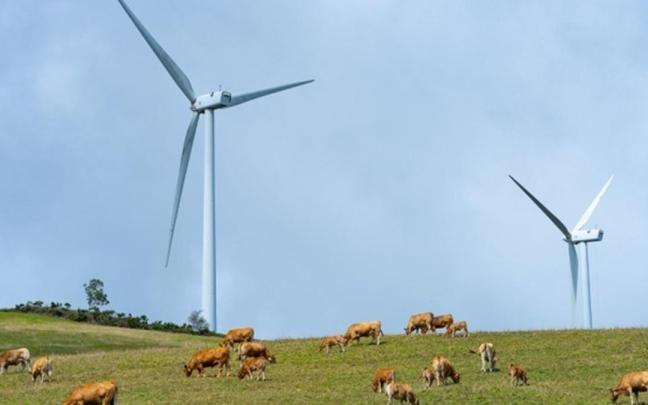 Imagen de archivo de un parque eólico.