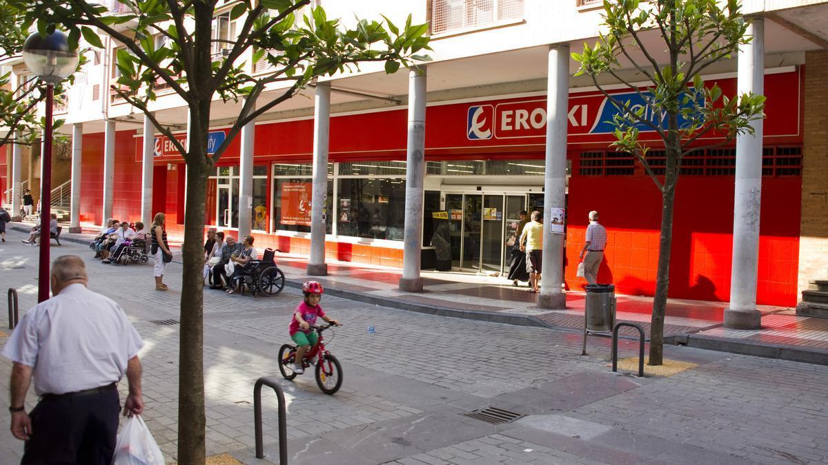 Eroski, punto de recogida de arroz en Ermua.