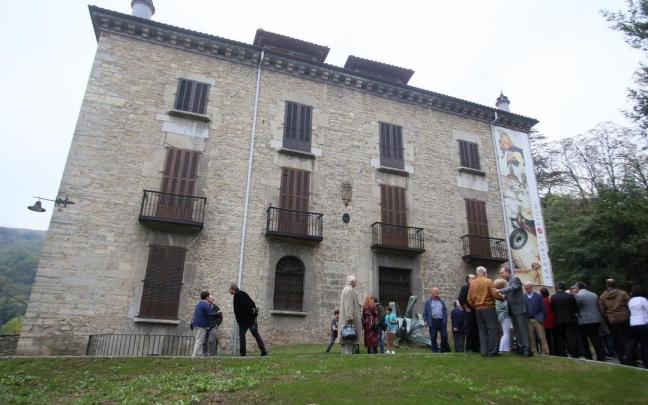 Exterior del palacio Errekalde, sede del museo Laboratorium.