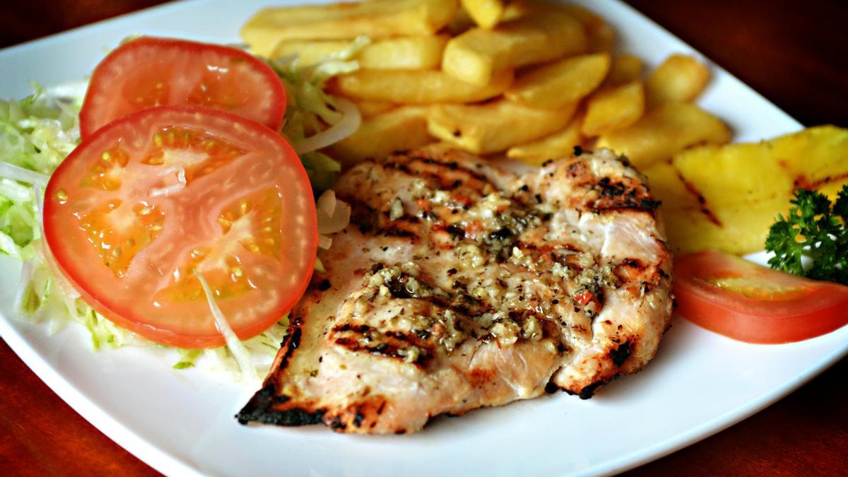 Secar la carne antes de cocinarla asegura un buen sellado