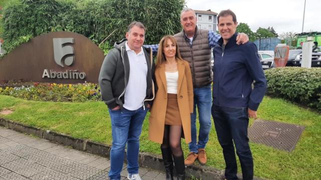 Los jeltzales defendieron la necesidad del nuevo aparcamiento / PNV Abadiño Los jeltzales defendieron la necesidad del nuevo aparcamiento