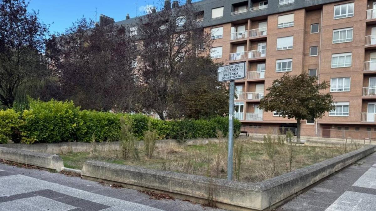 Gasteizko Udalak berdegunea egingo du Ariznabarrako hondargune zaharrean.