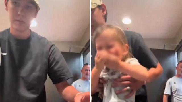 La decisión de un padre en un baño público ha dividido a las redes: “No había una respuesta perfecta”