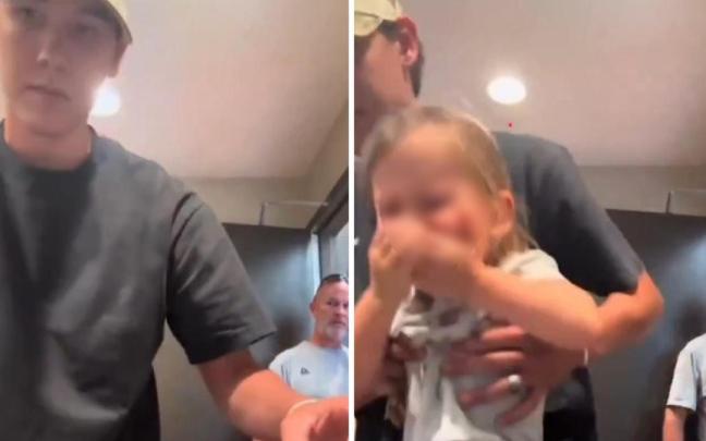 La decisión de un padre en un baño público ha dividido a las redes: “No había una respuesta perfecta”