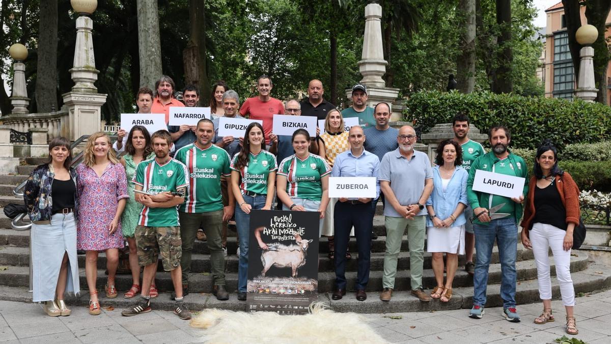 Primer campeonato de esquiladores de Euskal Herria