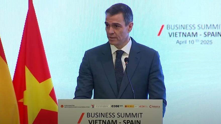 Sánchez defiende la postura de "puertas abiertas" en el comercio frente a la política arancelaria de EEUU.