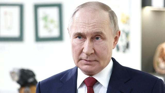 El presidente de Rusia, Vladimir Putin, tras su llamada con su homólogo estadounidense, Donald Trump. / EP El presidente de Rusia, Vladimir Putin, tras su llamada con su homólogo estadounidense, Donald Trump.