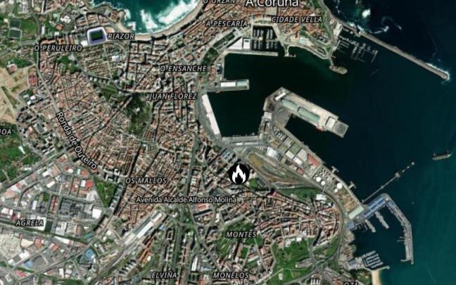 Más de una decena de heridos en un incendio en un edificio de A Coruña, que llevó a desalojarlo de madrugada.