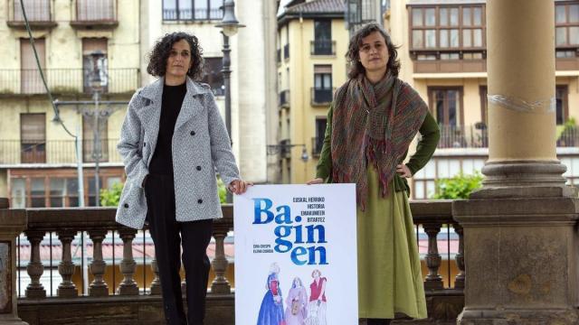 Cira Crespo, Elena Ciordiarekin batera, 'Baginen' lanarekin, Nafarroako I. Liburu Azokaren baitan saritua. / Iban Aguinaga Cira Crespo, Elena Ciordiarekin batera, 'Baginen' lanarekin, Nafarroako I. Liburu Azokaren baitan saritua.
