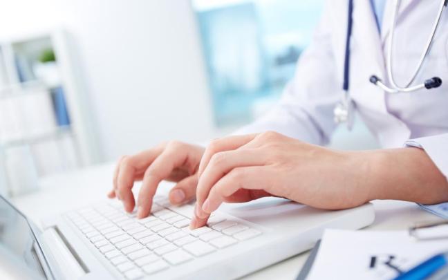 La ministra ha destacado que la “voluntariedad” del trabajador a la hora de retomar su labor deberá presidir la flexibilización de las bajas.