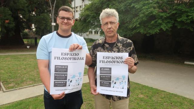 Mendiluze eta Biain, aurkezpen ekitaldian.