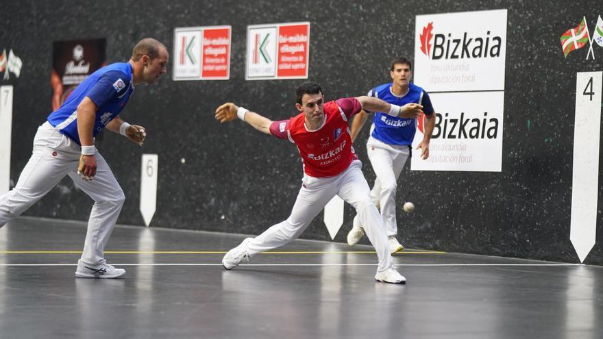 Elordi y Zabaleta en el partido que consiguieron el billete para la final. BORJA GUERRERO