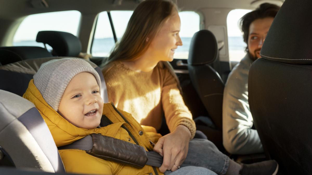 Este es el importante cambio en la normativa de sillas infantiles de la DGT que debes conocer