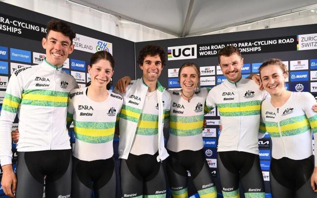 La selección australiana, victoriosa.