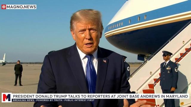 Donald Trump en su llegada a la base aérea Andrews