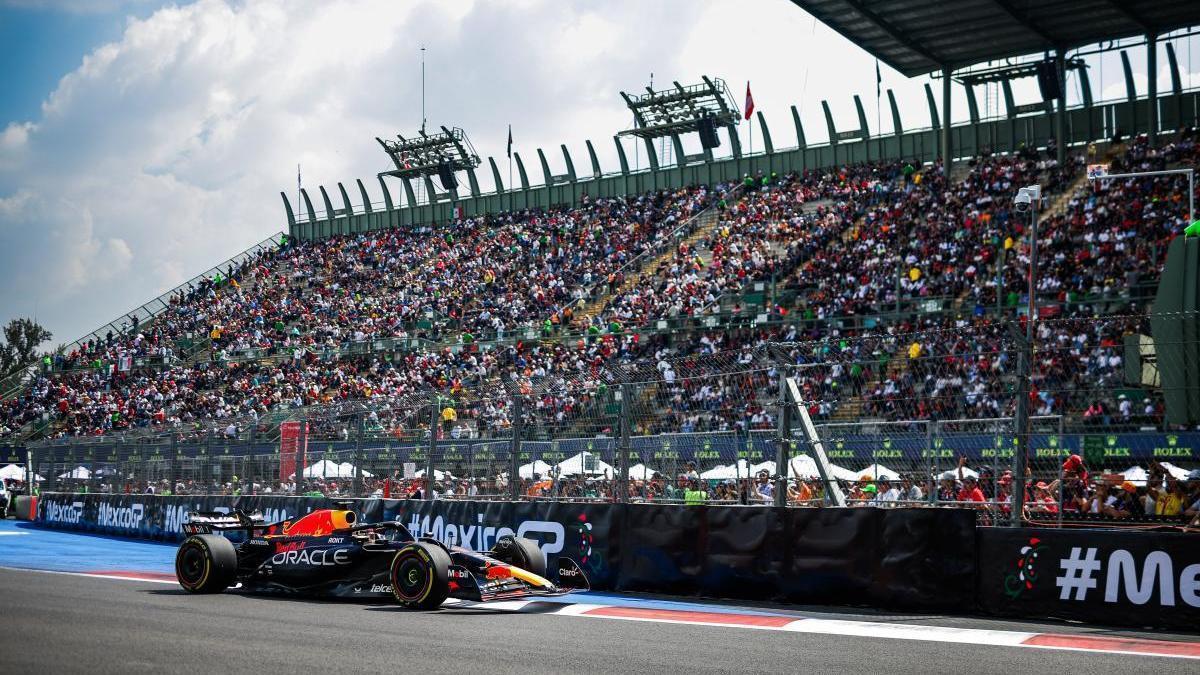 Verstappen durante un entrenamiento en el Gran Premio de México.
