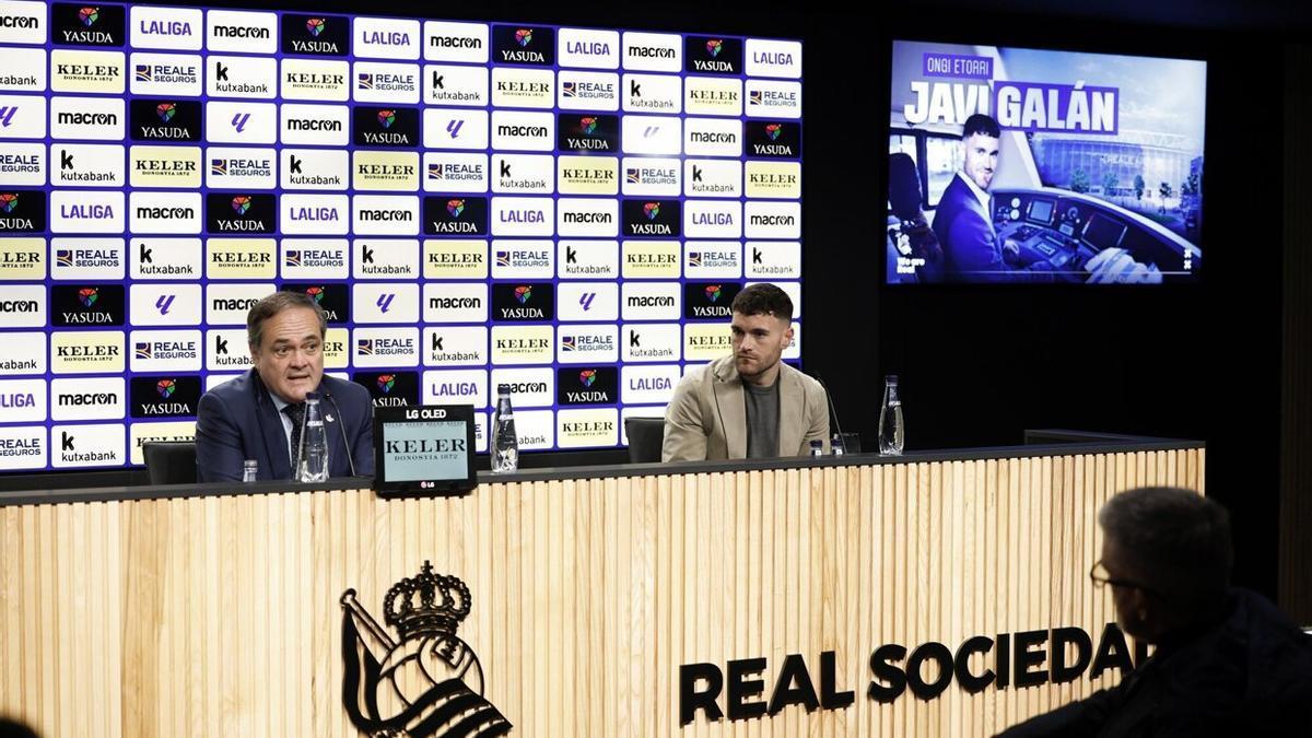 La Real presenta a Javi Galán. / JAVI COLMENERO