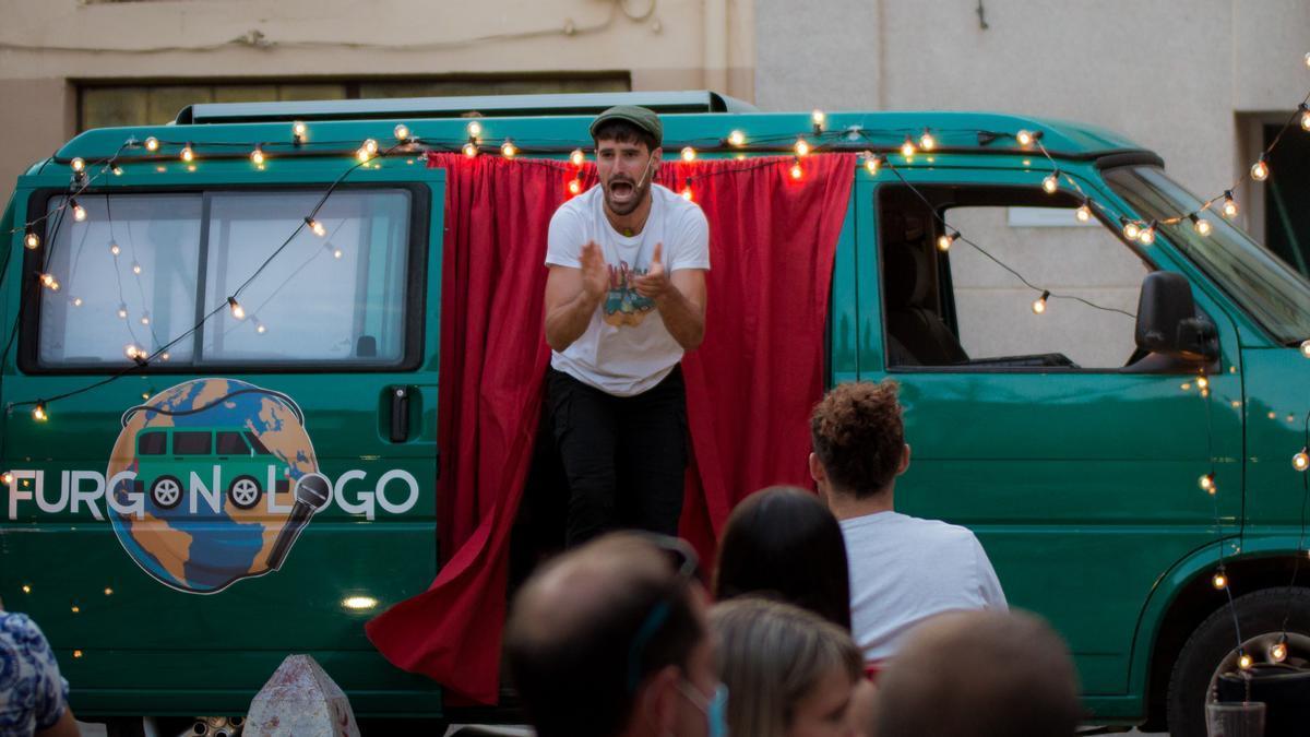 Julen Axpe durante un show.