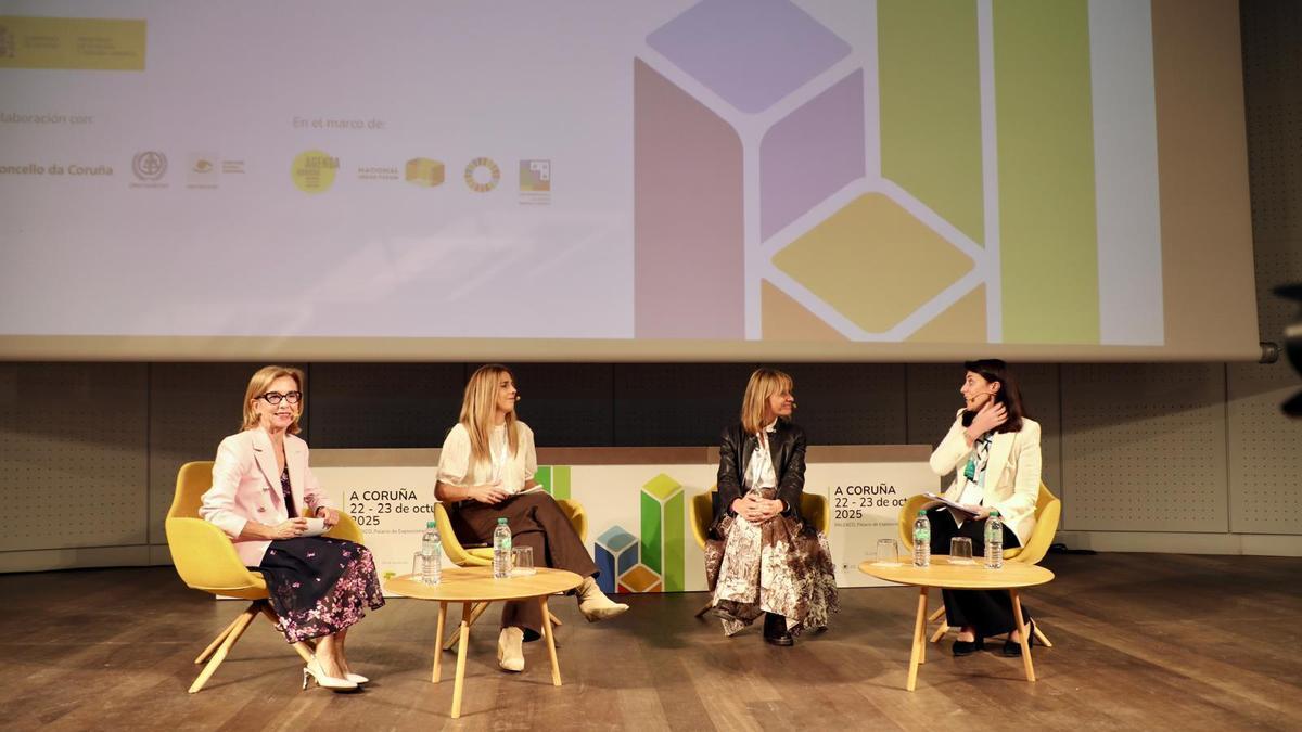 Representantes del Ayuntamiento de Ermua participaron en el III Foro Urbano de España, celebrado en A Coruña.