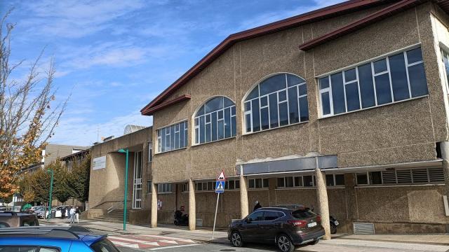 Exterior del polideportivo de Lasarte-Oria.