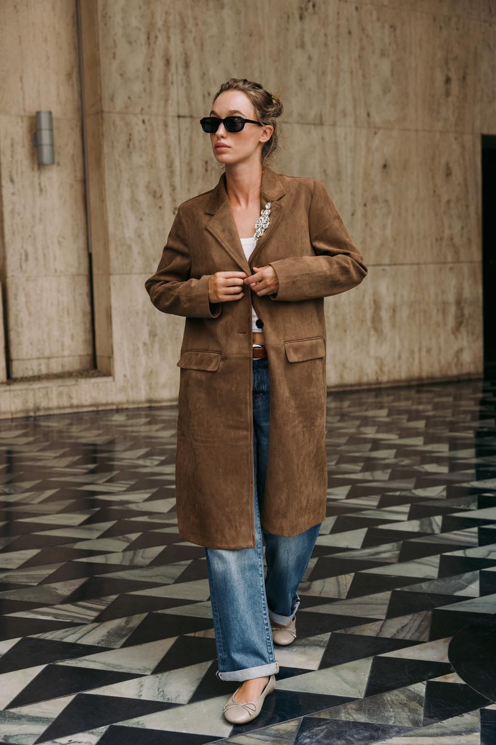 Abrigo levita efecto ante.