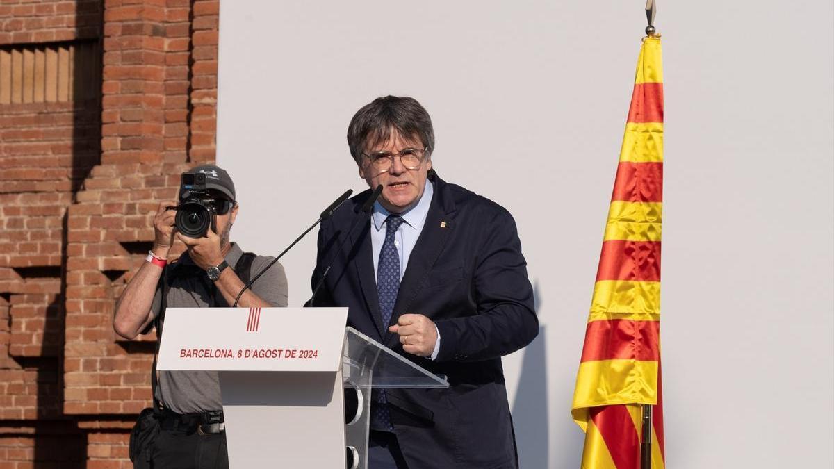 Carles Puigdemont durante su discurso en Barcelona.