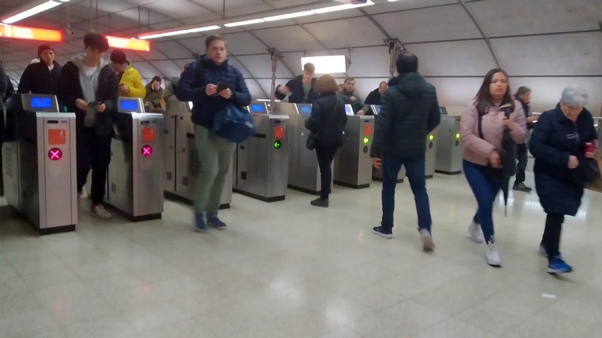 El servicio del metro ya se ha restablecido