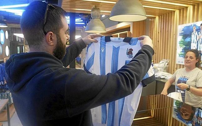 Gran aceptación a la nueva camiseta