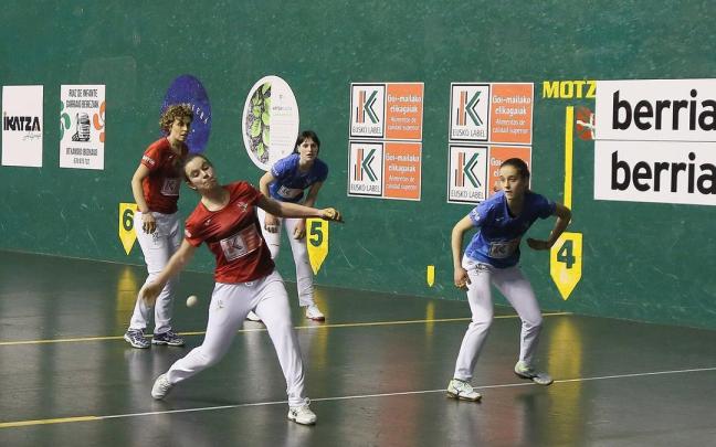 El frontón Gurea vuelve a ser el lugar elegido para acoger un torneo de pelota con la mujer protagonista.