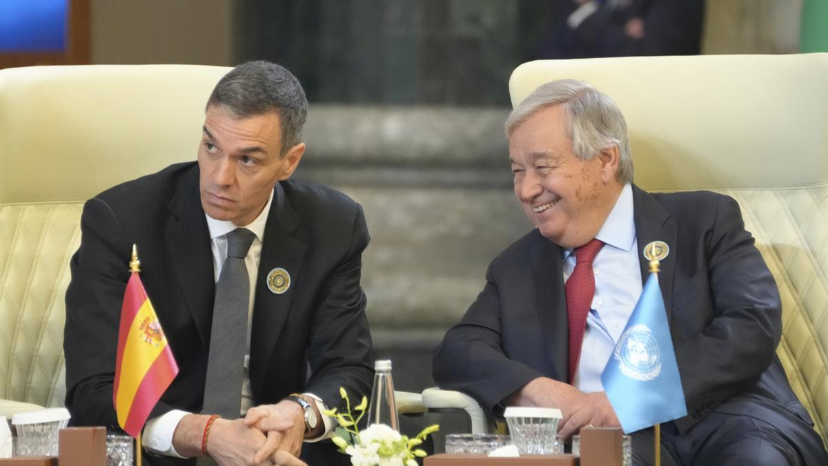 El presidente del Gobierno, Pedro Sánchez, junto al secretario general de la ONU, Antonio Guterres