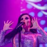 La cantante Alaska en un concierto de Fangoria.