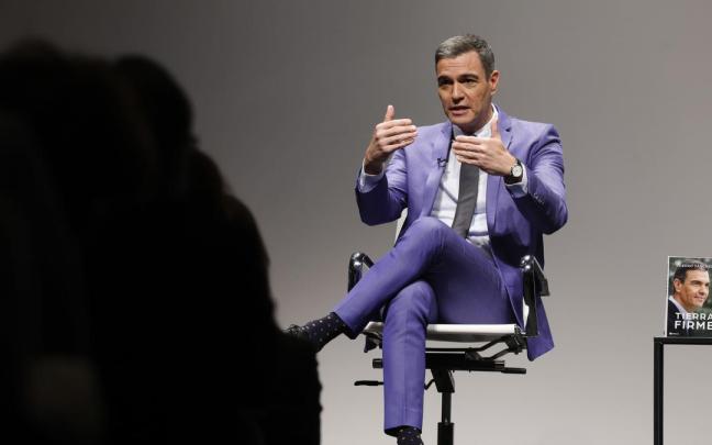 Pedro Sánchez durante la presentación de su segundo libro, 'Tierra firme'.