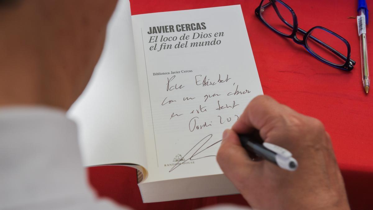 El Día del Libro ha vuelto a ser el día para que cada cual "hable de su libro"
