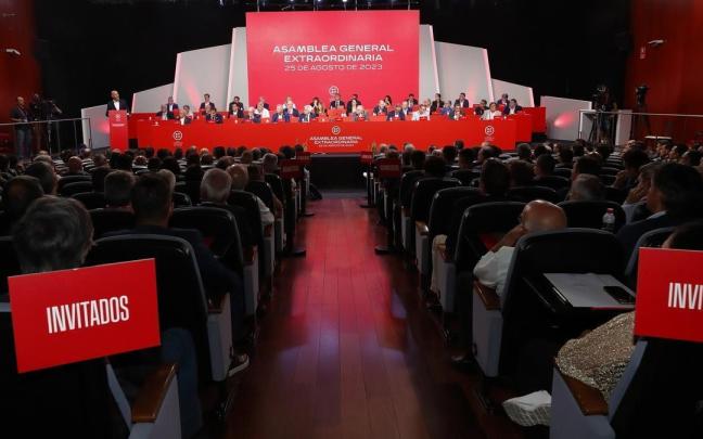 Imagen de la Asamblea General Extaordinaria de la RFEF por motivo de la dimisión de Luis Rubiales Imagen de la Asamblea General Extaordinaria de la RFEF por motivo de la dimisión de Luis Rubiales