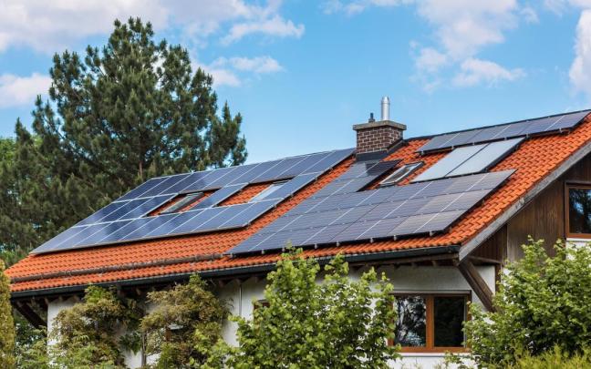 Las viviendas de energía pasiva o consumo energético nulo están diseñadas para aprovechar al máximo los recursos naturales disponibles, como la luz solar, la ventilación natural y el aislamiento térmico. Las viviendas de energía pasiva o consumo energético nulo están diseñadas para aprovechar al máximo los recursos naturales disponibles, como la luz solar, la ventilación natural y el aislamiento térmico.