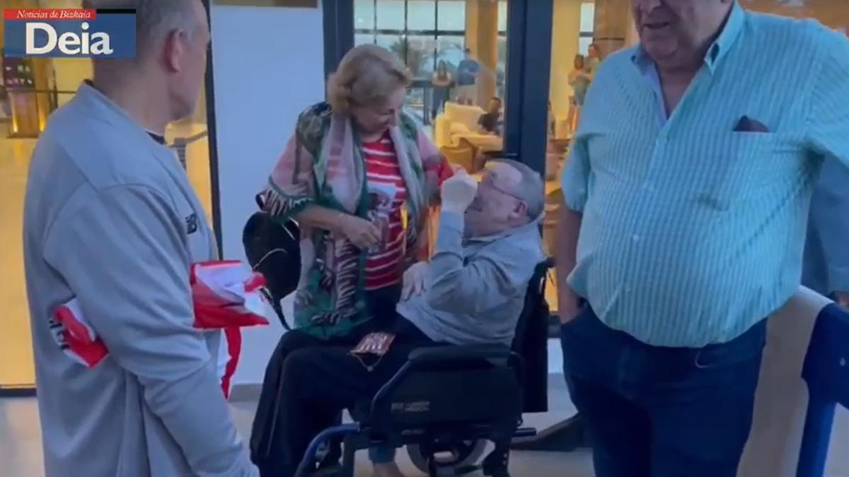 El mejor regalo para Ramón, el aficionado del Athletic postrado en una silla  de ruedas - Onda Vasca