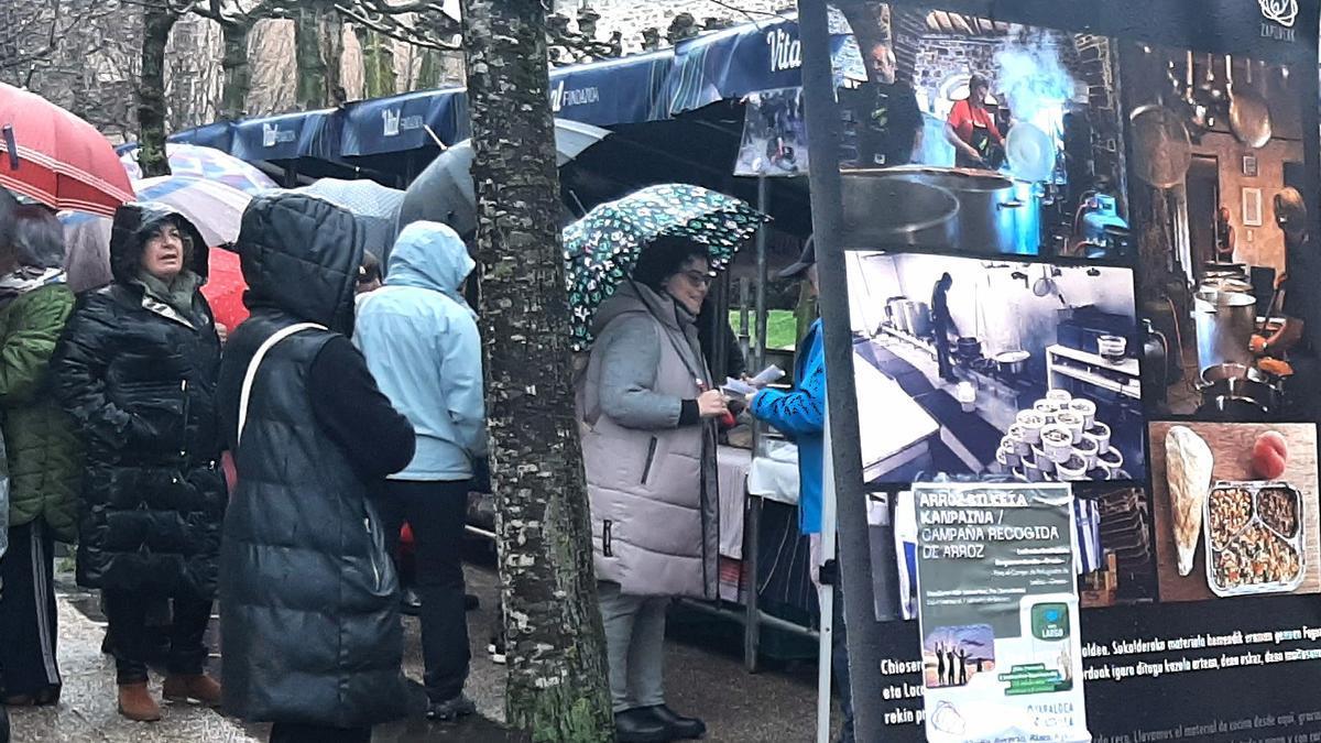 Stand de Zaporeak en la feria de San Anton de Amurrio el pasado 18 de enero