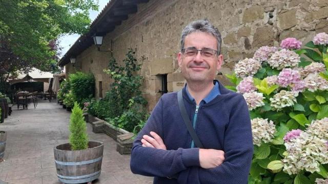 Ignacio Díez es un pediatra con acreditación para endocrinología infanto-juvenil que desarrolla su labor en Gasteiz.