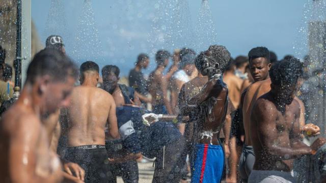 Migrantes en Ceuta.