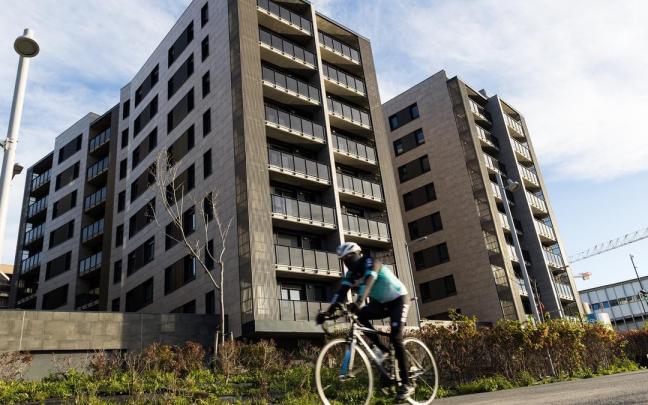 Bloque de viviendas de protección oficial en Bilbao.