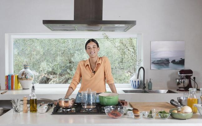 María Lo, en su nueva cocina de RTVE Play. María Lo, en su nueva cocina de RTVE Play.