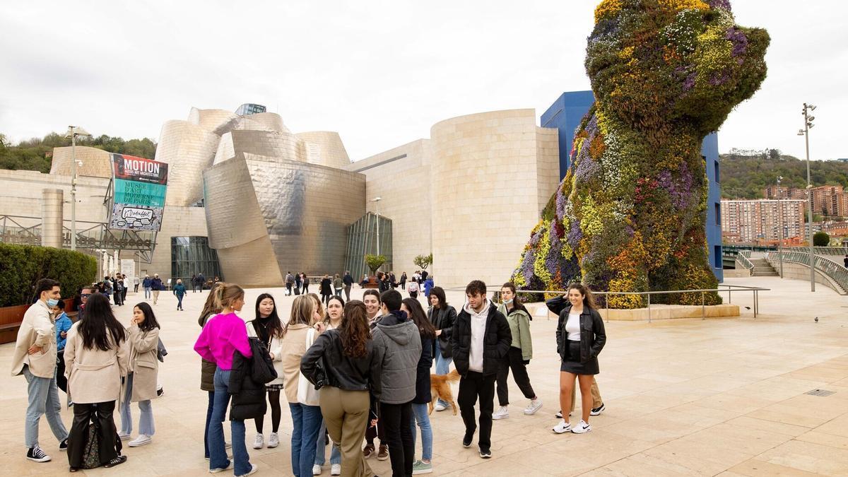 Guggenheim Bilbao.