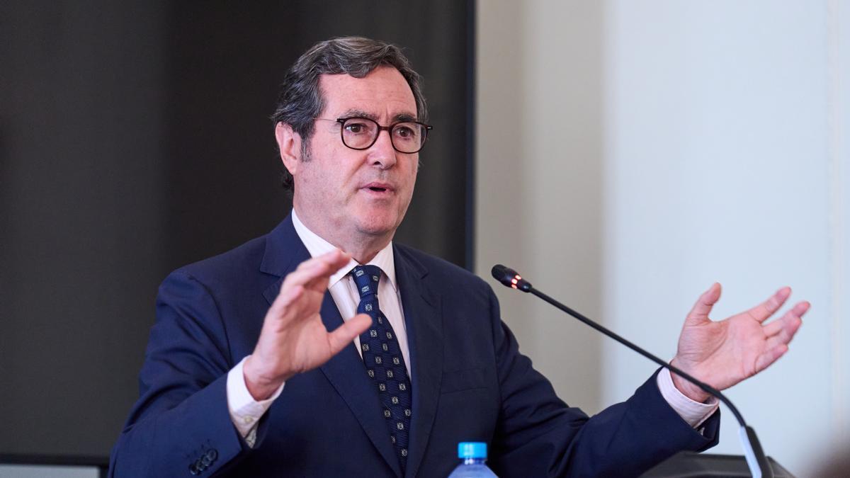 El presidente de la CEOE, Antonio Garamendi